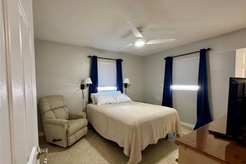 Villa ou maison à louer à Saint Petersburg, Floride: 3 chambres, 114.27 m2 № 2102284 - photo 10