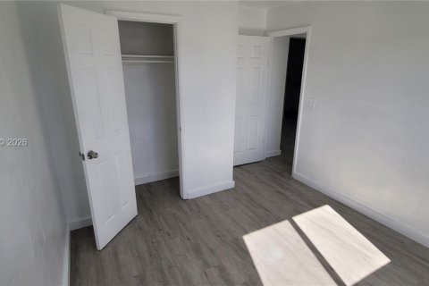 Apartamento en alquiler en Miami, Florida, 2 dormitorios, 78.97 m2 № 2054295 - foto 17