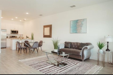 Casa en alquiler en Kissimmee, Florida, 2 dormitorios, 98.01 m2 № 1877366 - foto 6