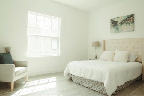 Casa en alquiler en Kissimmee, Florida, 2 dormitorios, 98.01 m2 № 1877366 - foto 7