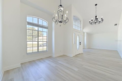 Villa ou maison à vendre à Orlando, Floride: 4 chambres, 269.32 m2 № 2428846 - photo 13