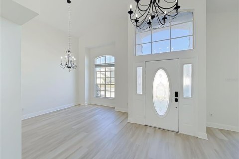 Villa ou maison à vendre à Orlando, Floride: 4 chambres, 269.32 m2 № 2428846 - photo 5