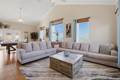Condo in Palm Coast, Florida, 3 bedrooms № 2104651 - photo 9