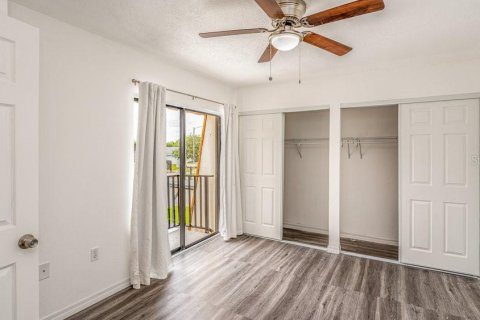 Townhouse in Leesburg, Florida 2 bedrooms, 119.66 sq.m. № 1886719 - photo 16