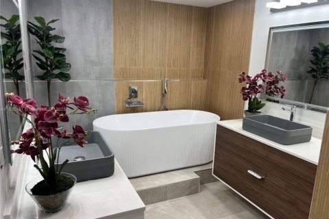 Copropriété à vendre à Sunny Isles Beach, Floride: 4 chambres, 222.97 m2 № 2035706 - photo 5