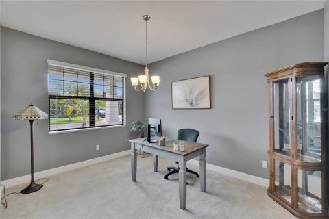 House in Riverview, Florida 4 bedrooms, 287.16 sq.m. № 1657425 - photo 8