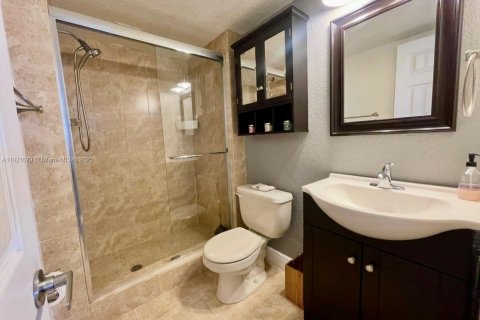 Copropriété à louer à Aventura, Floride: 2 chambres, 113.34 m2 № 1975551 - photo 13