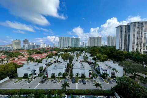 Copropriété à louer à Aventura, Floride: 2 chambres, 113.34 m2 № 1975551 - photo 23