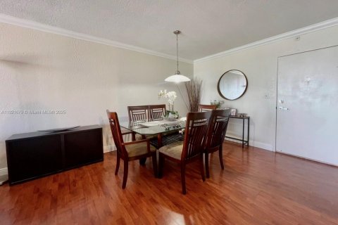 Copropriété à louer à Aventura, Floride: 2 chambres, 113.34 m2 № 1975551 - photo 15