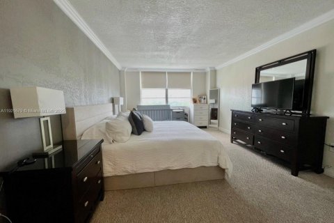 Copropriété à louer à Aventura, Floride: 2 chambres, 113.34 m2 № 1975551 - photo 8