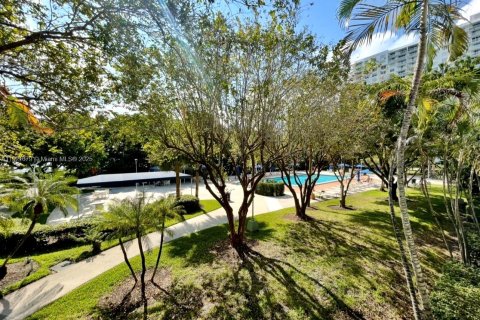 Copropriété à louer à Aventura, Floride: 2 chambres, 113.34 m2 № 1975551 - photo 30