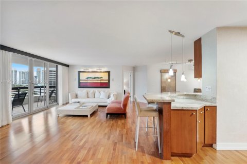 Купить кондоминиум в Авентура, Флорида 2 спальни, 125.7м2, № 2019629 - фото 28