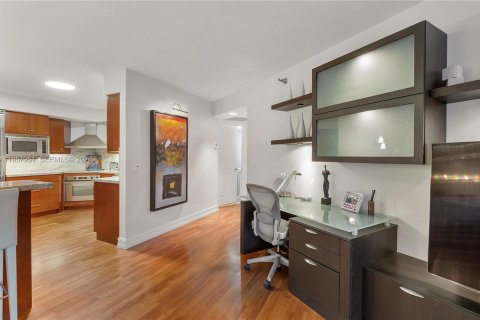 Купить кондоминиум в Авентура, Флорида 2 спальни, 125.7м2, № 2019629 - фото 26