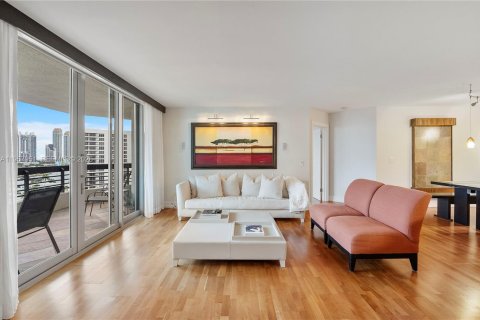 Купить кондоминиум в Авентура, Флорида 2 спальни, 125.7м2, № 2019629 - фото 12