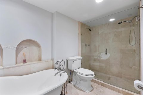 Купить кондоминиум в Авентура, Флорида 2 спальни, 125.7м2, № 2019629 - фото 20