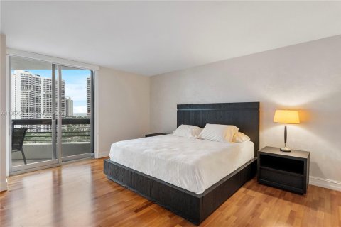 Купить кондоминиум в Авентура, Флорида 2 спальни, 125.7м2, № 2019629 - фото 15