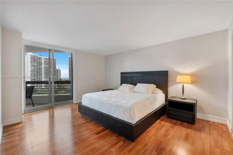 Купить кондоминиум в Авентура, Флорида 2 спальни, 125.7м2, № 2019629 - фото 16