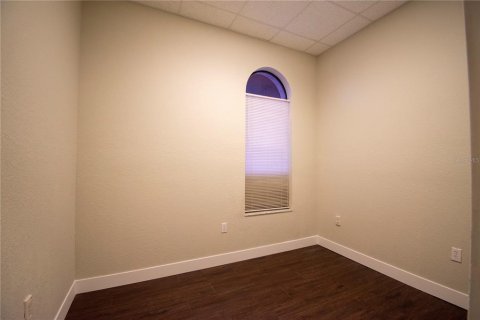 Propiedad comercial en alquiler en Port Charlotte, Florida № 1544781 - foto 16