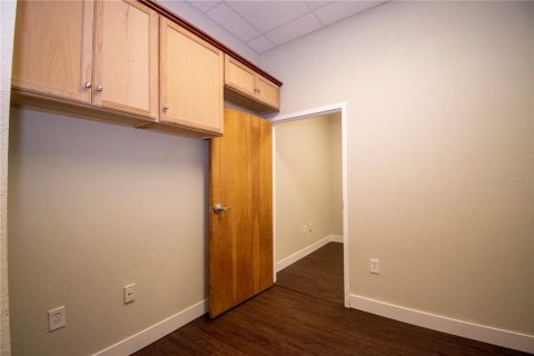 Propiedad comercial en alquiler en Port Charlotte, Florida № 1544781 - foto 14