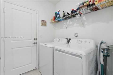 Купить виллу или дом в Уэст-Палм-Бич, Флорида 5 спален, 211.26м2, № 2057135 - фото 7