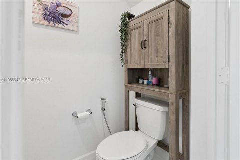 Купить виллу или дом в Уэст-Палм-Бич, Флорида 5 спален, 211.26м2, № 2057135 - фото 10