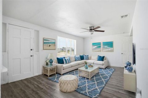 Villa ou maison à louer à Holiday, Floride: 3 chambres, 124.49 m2 № 2150515 - photo 5