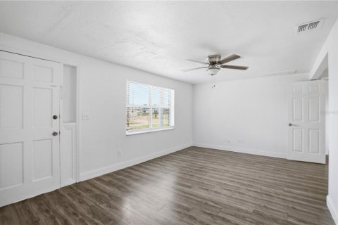 Villa ou maison à louer à Holiday, Floride: 3 chambres, 124.49 m2 № 2150515 - photo 29