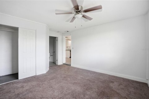 Villa ou maison à louer à Holiday, Floride: 3 chambres, 124.49 m2 № 2150515 - photo 25