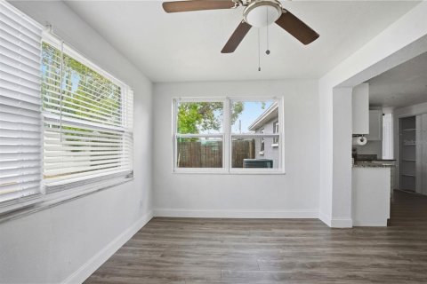 Villa ou maison à louer à Holiday, Floride: 3 chambres, 124.49 m2 № 2150515 - photo 18