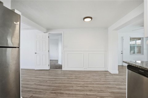 Villa ou maison à louer à Holiday, Floride: 3 chambres, 124.49 m2 № 2150515 - photo 17