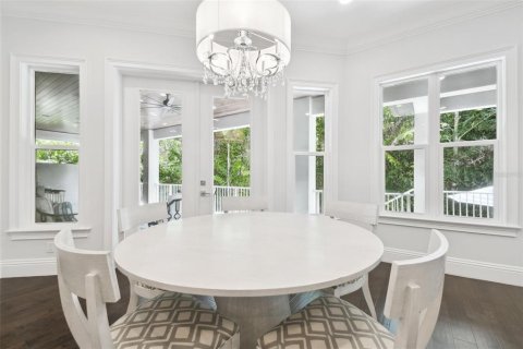House in Tampa, Florida 5 bedrooms, 517.47 sq.m. № 1656778 - photo 23