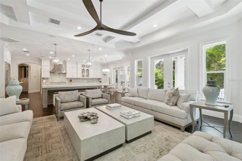 House in Tampa, Florida 5 bedrooms, 517.47 sq.m. № 1656778 - photo 28