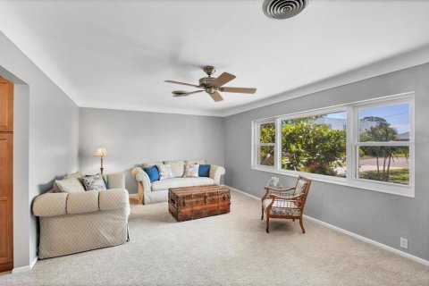 Villa ou maison à vendre à Sarasota, Floride: 4 chambres, 187.29 m2 № 2267113 - photo 4