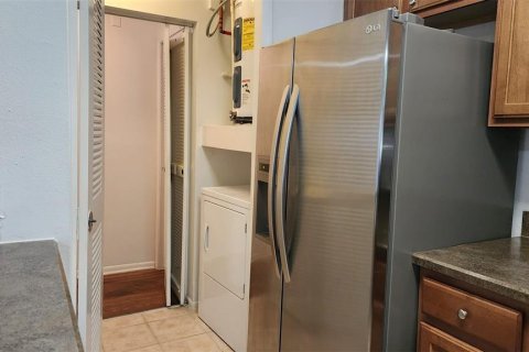 Copropriété à louer à Orlando, Floride: 2 chambres, 102.47 m2 № 2100275 - photo 4