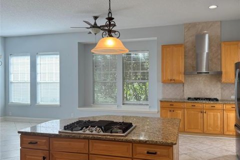 House in Apollo Beach, Florida 4 bedrooms, 351.73 sq.m. № 1587565 - photo 18