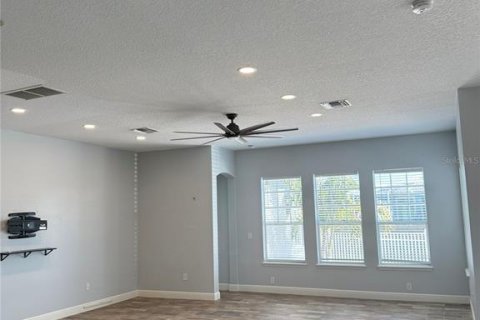 House in Apollo Beach, Florida 4 bedrooms, 351.73 sq.m. № 1587565 - photo 15