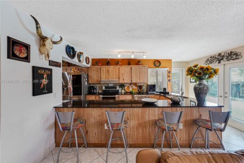 Casa en venta en Miami, Florida, 3 dormitorios, 162.76 m2 № 1999727 - foto 9