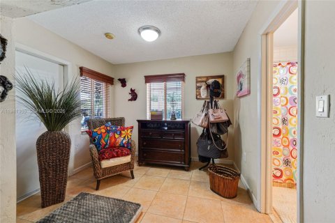 Casa en venta en Miami, Florida, 3 dormitorios, 162.76 m2 № 1999727 - foto 18