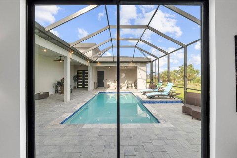House in Ruskin, Florida 3 bedrooms, 276.85 sq.m. № 1653570 - photo 19