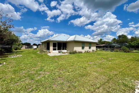 Villa ou maison à Lake Placid, Floride 3 chambres, 143.53 m2 № 2089533