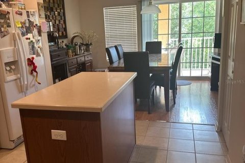 Townhouse in Lakewood Ranch, Florida 2 bedrooms, 101.45 sq.m. № 2150601 - photo 11