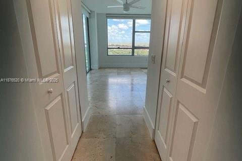 Condo in Sunrise, Florida, 3 bedrooms  № 1981490 - photo 7