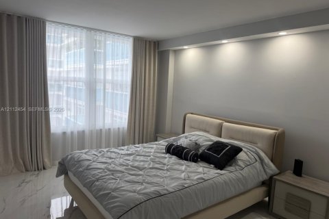 Copropriété à louer à Hollywood, Floride: 2 chambres, 119.94 m2 № 2432937 - photo 3