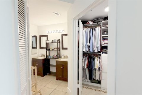 Villa ou maison à louer à Orlando, Floride: 4 chambres, 181.72 m2 № 2427502 - photo 19