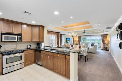 Condo in Four Corners, Florida, 3 bedrooms  № 2230734 - photo 4