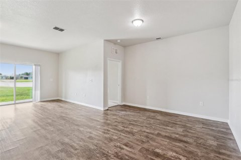 Casa en venta en New Smyrna Beach, Florida, 3 dormitorios, 154.4 m2 № 1807939 - foto 5