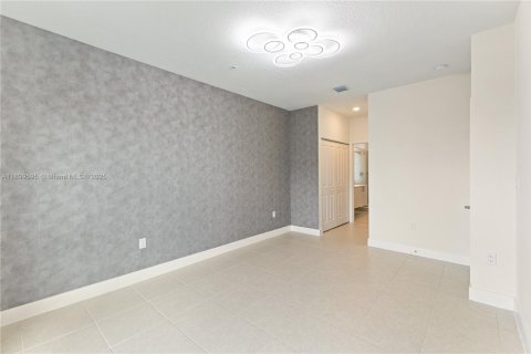 Copropriété à louer à Doral, Floride: 2 chambres, 104.42 m2 № 1950880 - photo 18