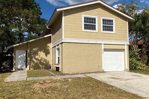 Villa ou maison à louer à Tampa, Floride: 4 chambres, 142.6 m2 № 1912329 - photo 2