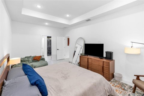 Casa en venta en Deltona, Florida, 4 dormitorios, 191.38 m2 № 2155693 - foto 11