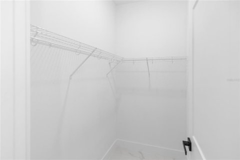 Casa en venta en Deltona, Florida, 4 dormitorios, 191.38 m2 № 2155693 - foto 26